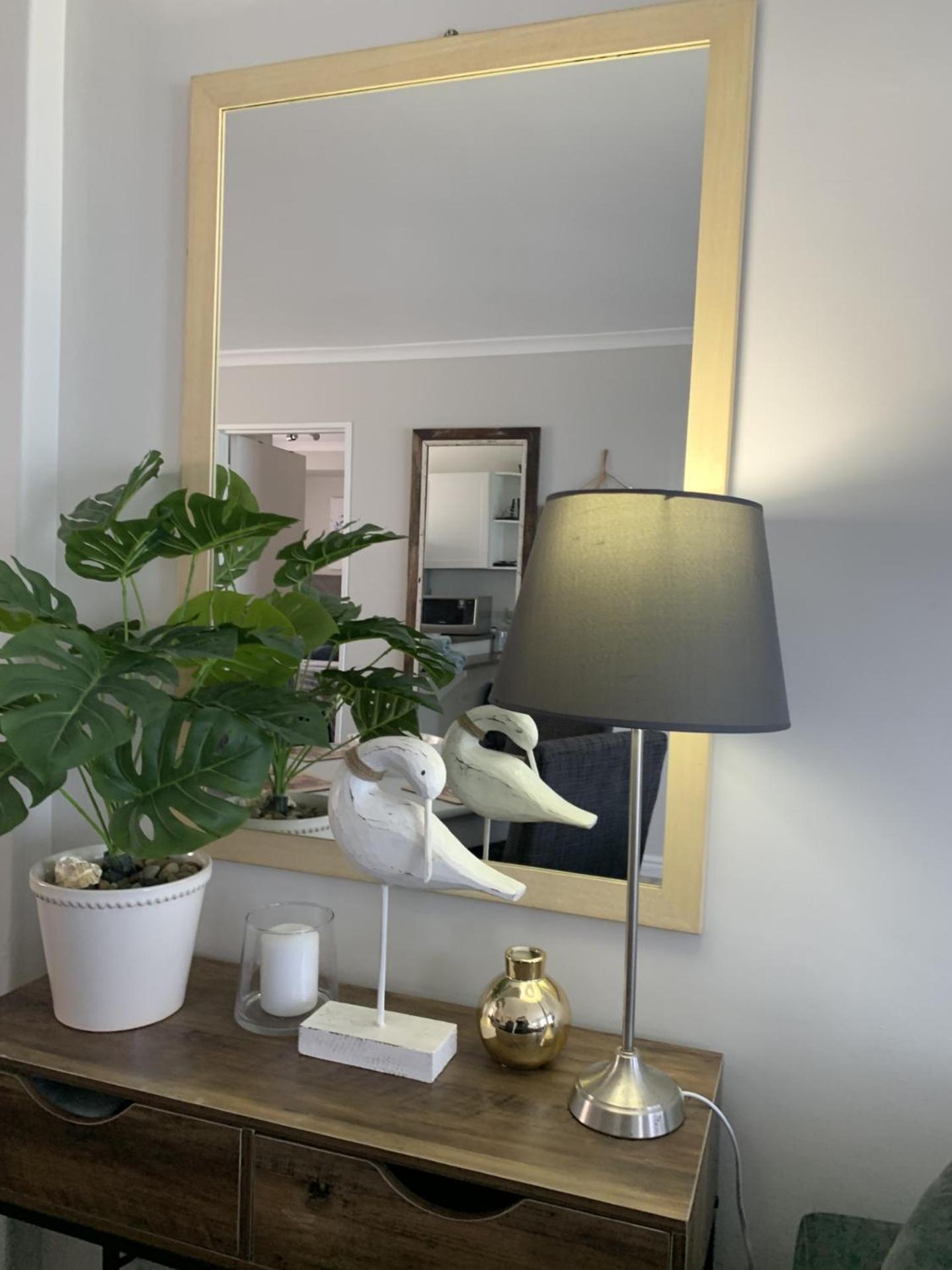 Beachfront With Exquisite Views Apartment